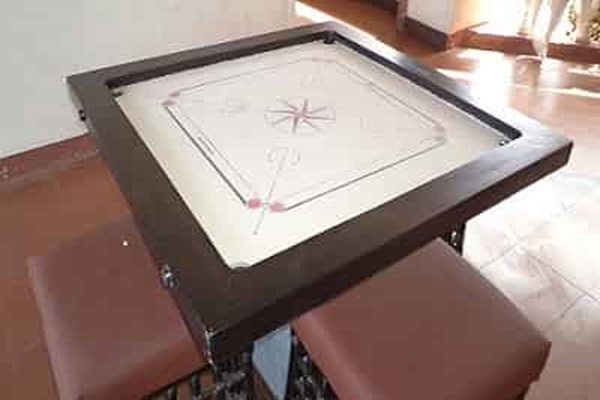 Carrom and indoor games